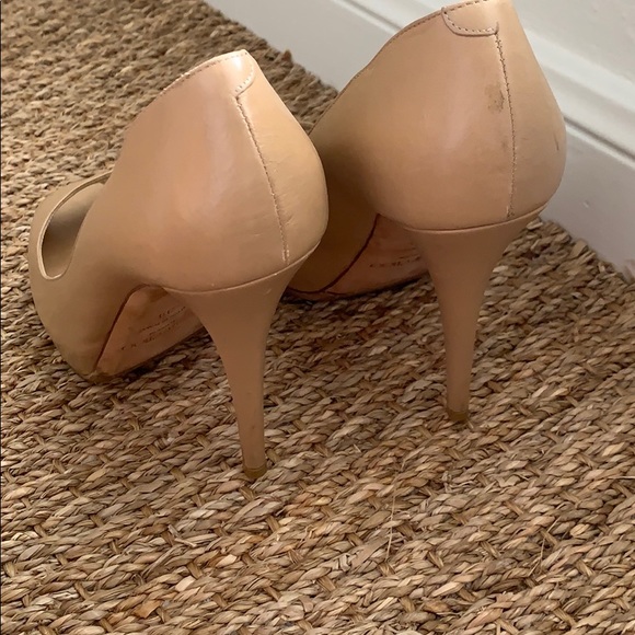 Jimmy Choo Tan leather heals - Picture 3 of 3